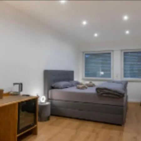 S-rooms Zimmervermietung 3,4 아파트