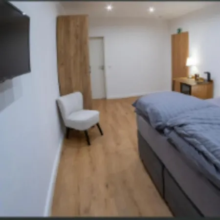 S-rooms Zimmervermietung 3,4